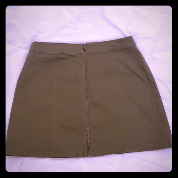 Forever 21 | Army Green Zip Up Skirt - Picture 1 of 4